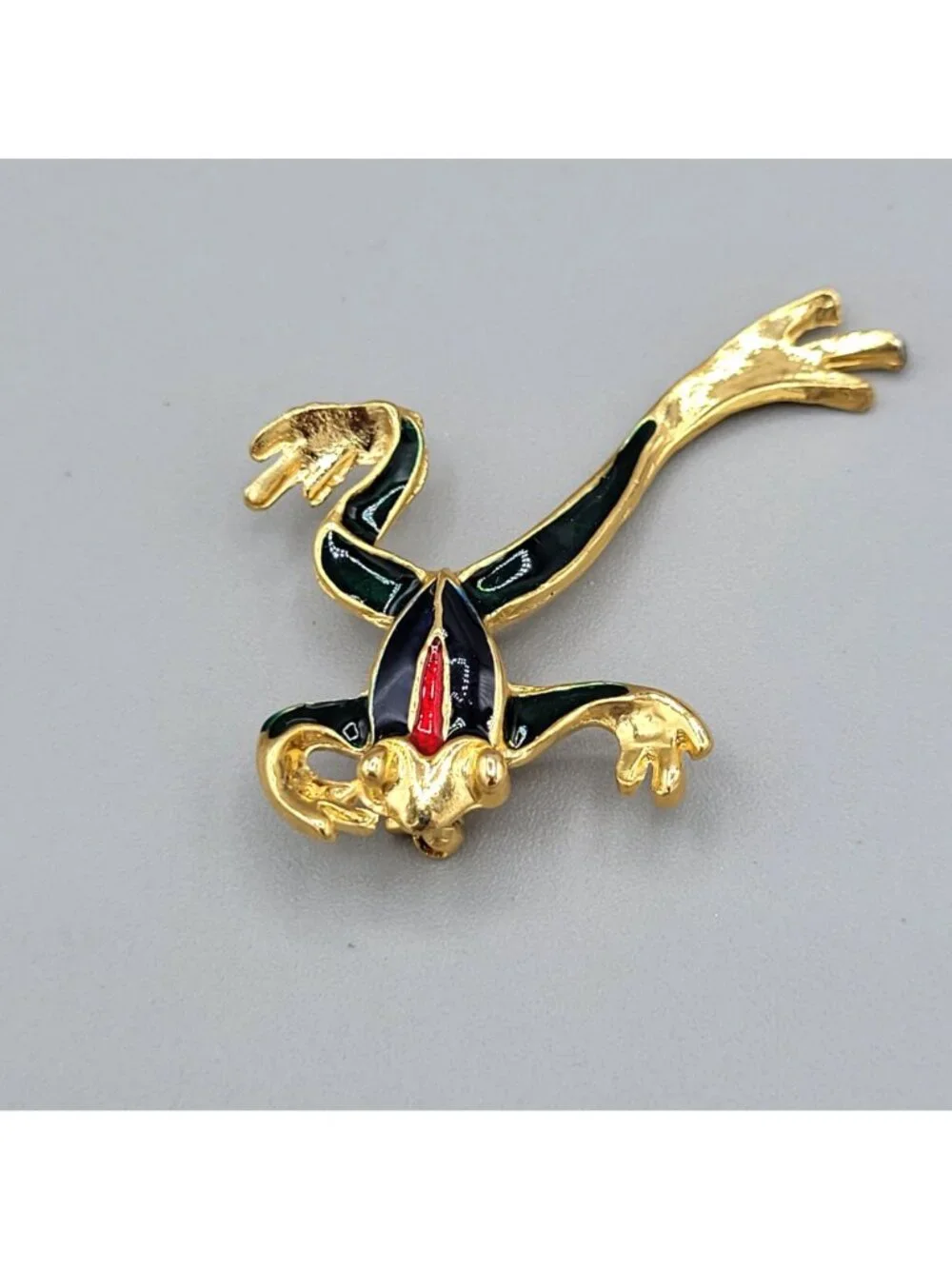 N/A jumping enamel